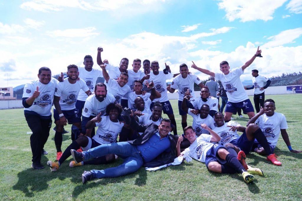 Con un gol de tiro libre anotado por Washington Vera a los 41 minutos de juego, Guayaquil Sport venció 0-1 a Cumbayá en la final única jugada en Otavalo y se consagró monarca del Campeonato Ecuatoriano de Fútbol de Segunda Categoría 2020.